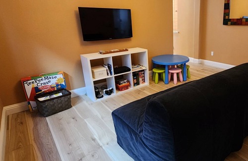 Regency Park House | Relax. Enjoy. Create memories.