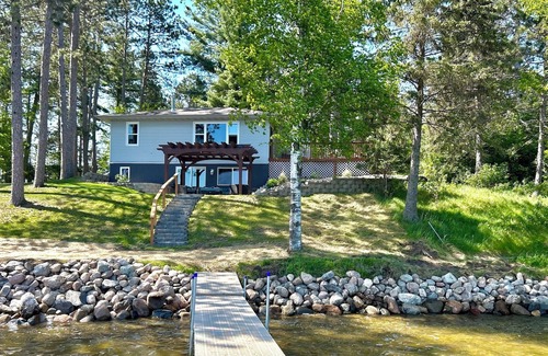 Chickamaw Beach Cabin | Relax in a cozy and private lake front cabin with breathtaking views!