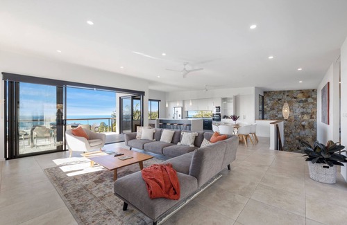 Korora House | Relax in Coastal Luxury | The Outlook at Sapphire | Private Plunge Pool