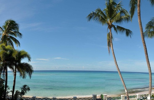 Worthing Apartment | Relax on beautiful Worthing Beach, Barbados.