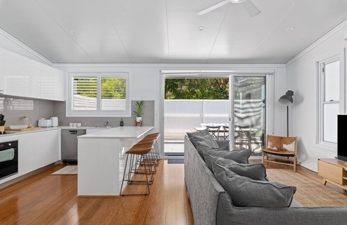 Brookvale House | Relaxing 2-Bed Home Close to Beaches and Parks