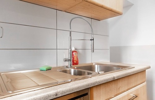 Simmering Apartment | Relaxing 2-Bed Apartment for Extended Visits