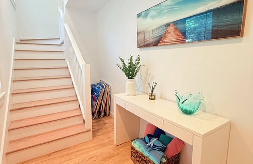Mattituck Apartment | "Relaxing 2-Bedroom Retreat Minutes from Stunning Beaches and local Wineries!"