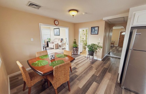 Rio Grande House | Relaxing 2BR/2BA Entire House, Short Drive from Wildwood & Cape May Beaches