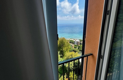 Arenzano House | Relaxing 3BR w/Sea View Terrace in Arenzano
