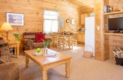 Jeffersonville Cabin | Relaxing Cabin in Vermont Mountains: Near Ski Areasn