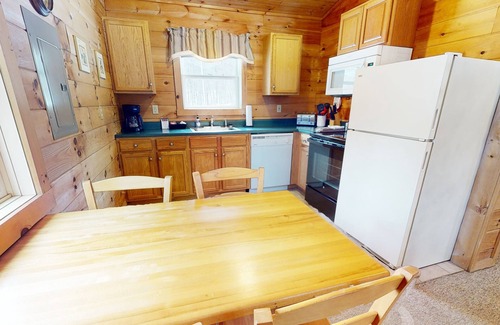 Jeffersonville Cabin | Relaxing Cabin in Vermont Mountains: Near Ski Areasn