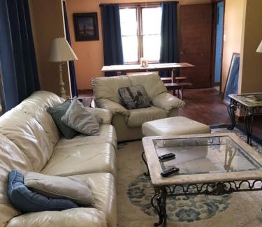 Scooba House | Relaxing Farm and Cattle Experience close to Casino with Golf Dinning Restaurants