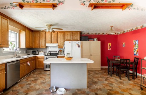 Whites Creek Other | Relaxing Farmstay 15 mins to Downtown, Pool, Hiking Trails