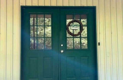 Durant Cabin | Relaxing hidden gem in Durant.