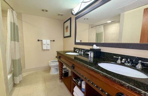 Western Division House | Relaxing Historic Haven | Scenic Views, Pool Access & Downtown Charm | 4 Units