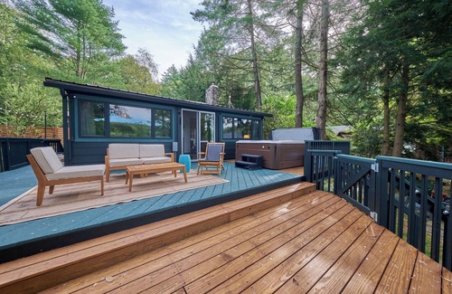 Smallwood Cottage | Relaxing Lakeview Cottage in Smallwood