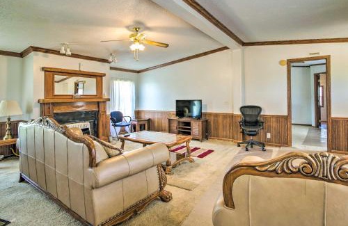 McCondy House | Relaxing Prairie Home, 29 Mi to Starkville!