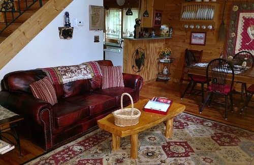 Rutherfordton Cabin | Relaxing 'Riverdance' Log Cabin is 2.7 miles from Tryon Equestrian Resort