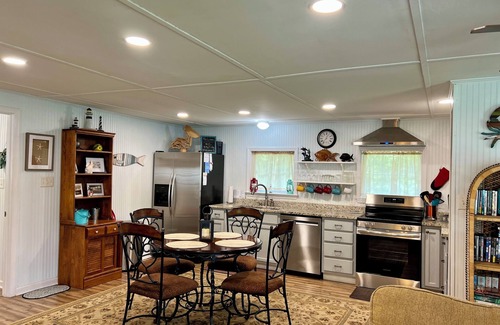 Bon Secour Cottage | Relaxing Spacious Cottage near Gulf Shores. Pet friendly! Fishing! Boating!