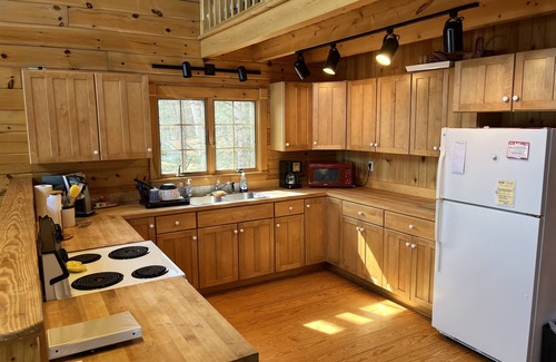 Peacham Cabin | Relaxing waterfront cabin getaway in the Groton State Forest