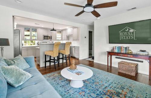 Scanlonville House | Remleys Row- mins to Shem Creek and dtwn chs