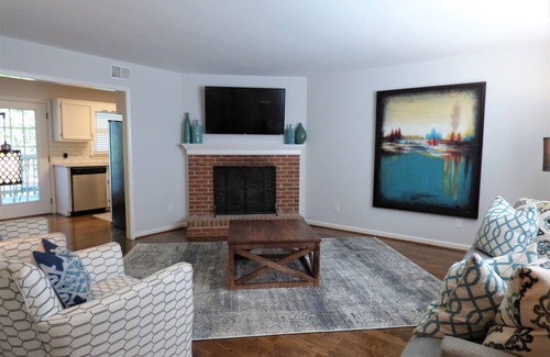 Crestline Heights House | *Remodeled Altadena Town Home* Fabulous Location!