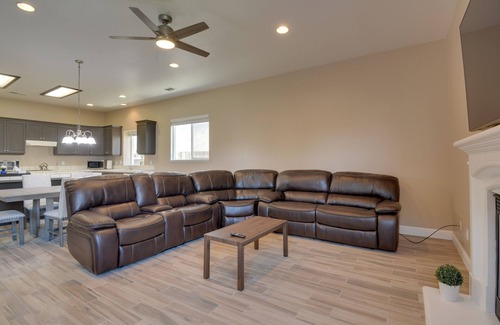 Livingston House | Remodeled Livingston Home w/Private Backyard!