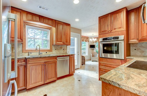 Peachtree City House | REMODELED PEACHTREE CITY HOME ON GOLF COURSE