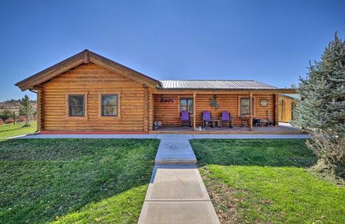 Glendo House | Remote Cabin with Gas Stove Less Than 7 Mi to Town!