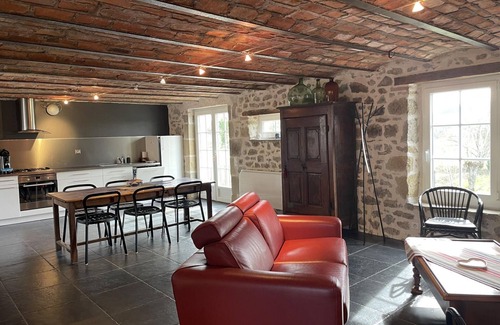Marcillat-en-Combraille Cottage | Renovated farmhouse with terrace, electric heating, and wifi in Marcillat-en-Combraille