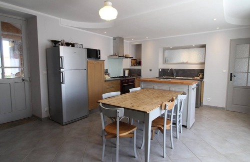 Semmadon Cottage | Renovated 18th-century cottage, pets allowed, enclosed garden