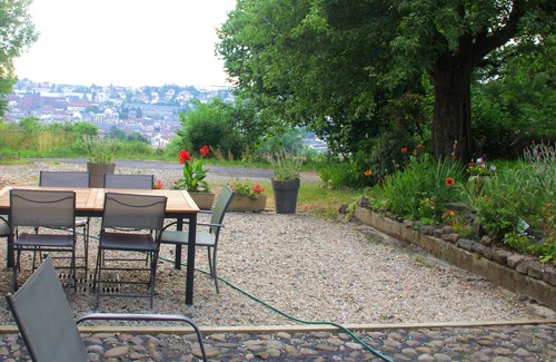 Aurillac House | Renovated 1920s house, 15 minutes' walk from town center, quiet location.