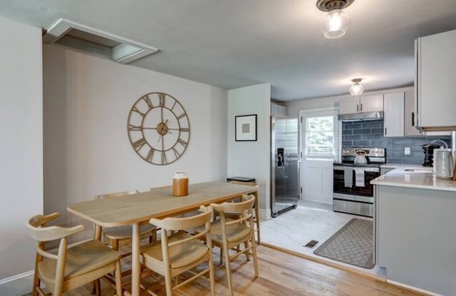 Witmer House | Renovated 2 BR home close to Lancaster attractions
