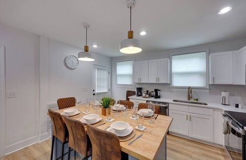 State Park House | Renovated 3BR/2BA - FT Jackson