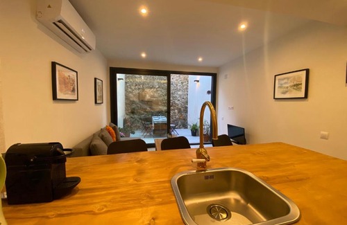 Caldes d'Estrac Apartment | Renovated apartment 5 minutes walk to the beach