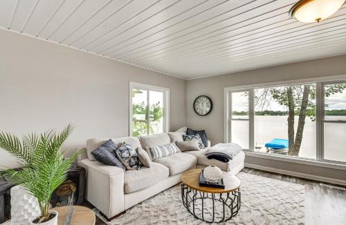 Brainerd House | Renovated Brainerd Cabin on Lake Fish and Swim!