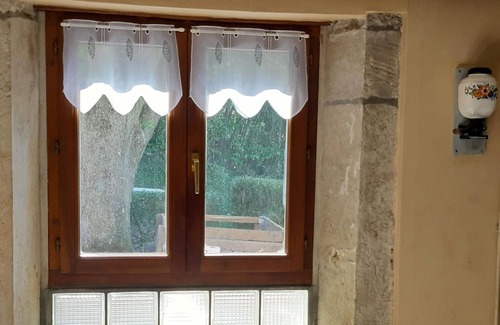 La Vaivre Cottage | Renovated cottage in the tranquil Southern Vosges