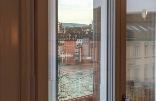 Vorstadte Apartment | Renovated Designer Studio in Central Basel with free BaselCard