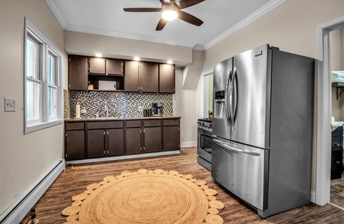 Depew Apartment | Renovated | Near Airport | Central Location