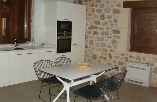 Kefalas House | Renovated old sheepfold, magnificent views over the Aegean Sea and shared swimming pool