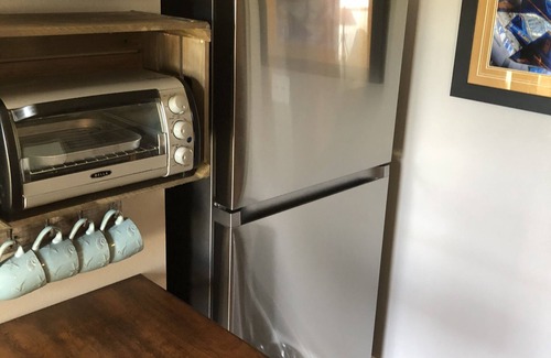 Gulf Breeze Apartment | Renovated Private Unit, Patio, Private yard, Shared Pool 90 Minimum Stay