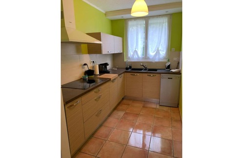 Aiguelèze House | Renovated town house