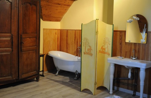 Paray-le-Fresil Other | Rent a charming castle at the heart of the Bourbonnais