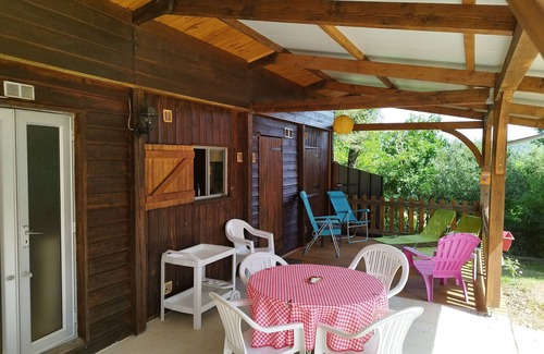 Sainte-Nathalene Ski Chalet | Rental 5 klms from Sarlat la caneda, enclosed land .