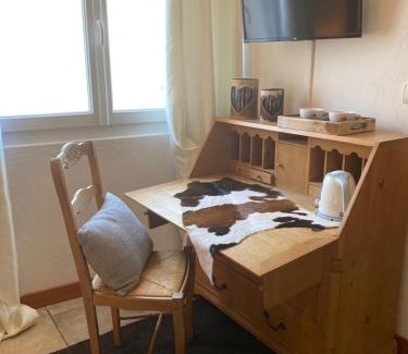 Andon Cabin | Reserve des Monts d'Azur