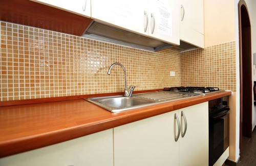 Torre San Giovanni Apartment | Residence Arainn Castro - Pool Sleeps 4 Wifi