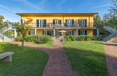 Marina di Campo Apartment | RESIDENCE GLI OLMI - SCIROCCO - OLMI