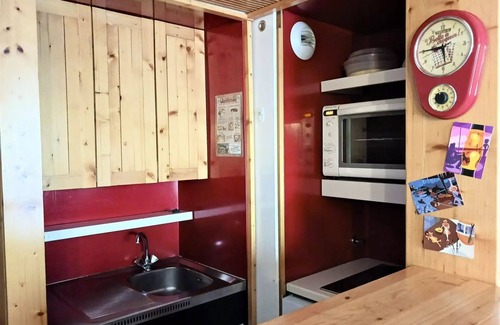 Arc-2000 Apartment | Residence Hotel Aiguille Rouge - Charming studio for 4 people in Arc 2000 ski to the feet, in the center resort, at the foot of the shops and close to bowling and the