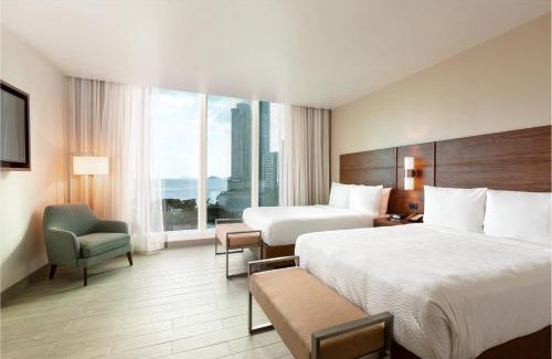 Punta Paitilla Hotel | Residence Inn by Marriott Panama City