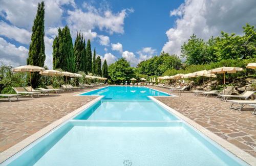 San Donato in Fronzano Apartment | Residence with swimming-pool in San Donato Fronzano, apartments with air conditioning and outdoor private area