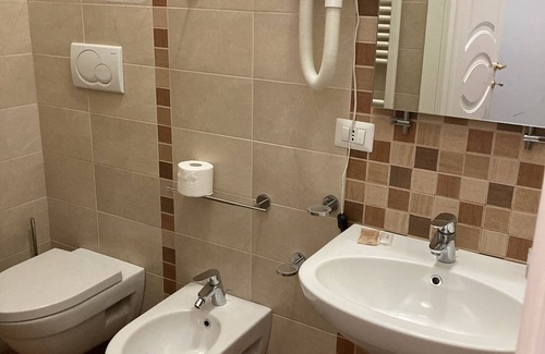 Avezzano House | Residence Le Ginestre Double Room No. 2