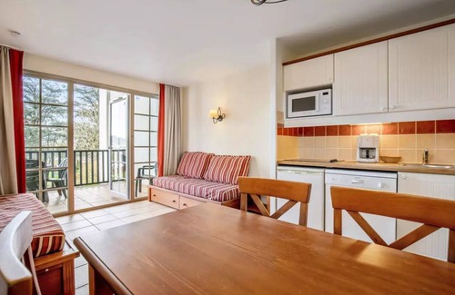 Uhart-Cize Apartment | Residence Le Parc d'Arradoy - maeva Home - 2-Room Apartment 5 People - Comfort