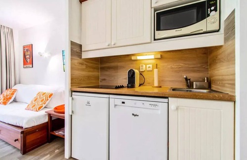 Uhart-Cize Apartment | Residence Le Parc d'Arradoy - maeva Home - Comfort Studio (5 People)