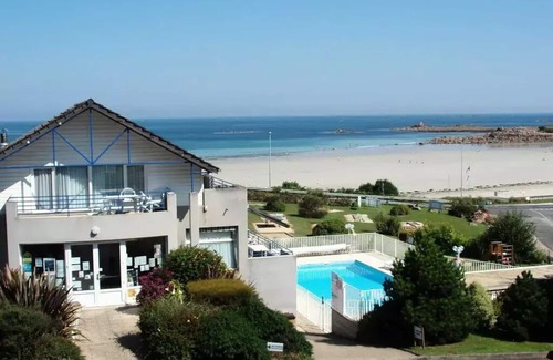 Trevou-Treguignec Villa | Residence Les Terrasses de la Plage - Houseette Sea View 4/5 People